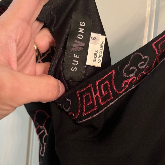 Sue Wong Black Dress with Red Embroidery - Picture 7 of 8
